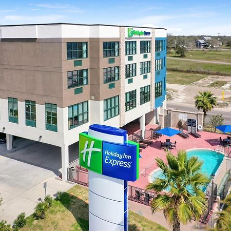 Holiday Inn Express - Gulfport Beach By Ihg Zewnętrze zdjęcie