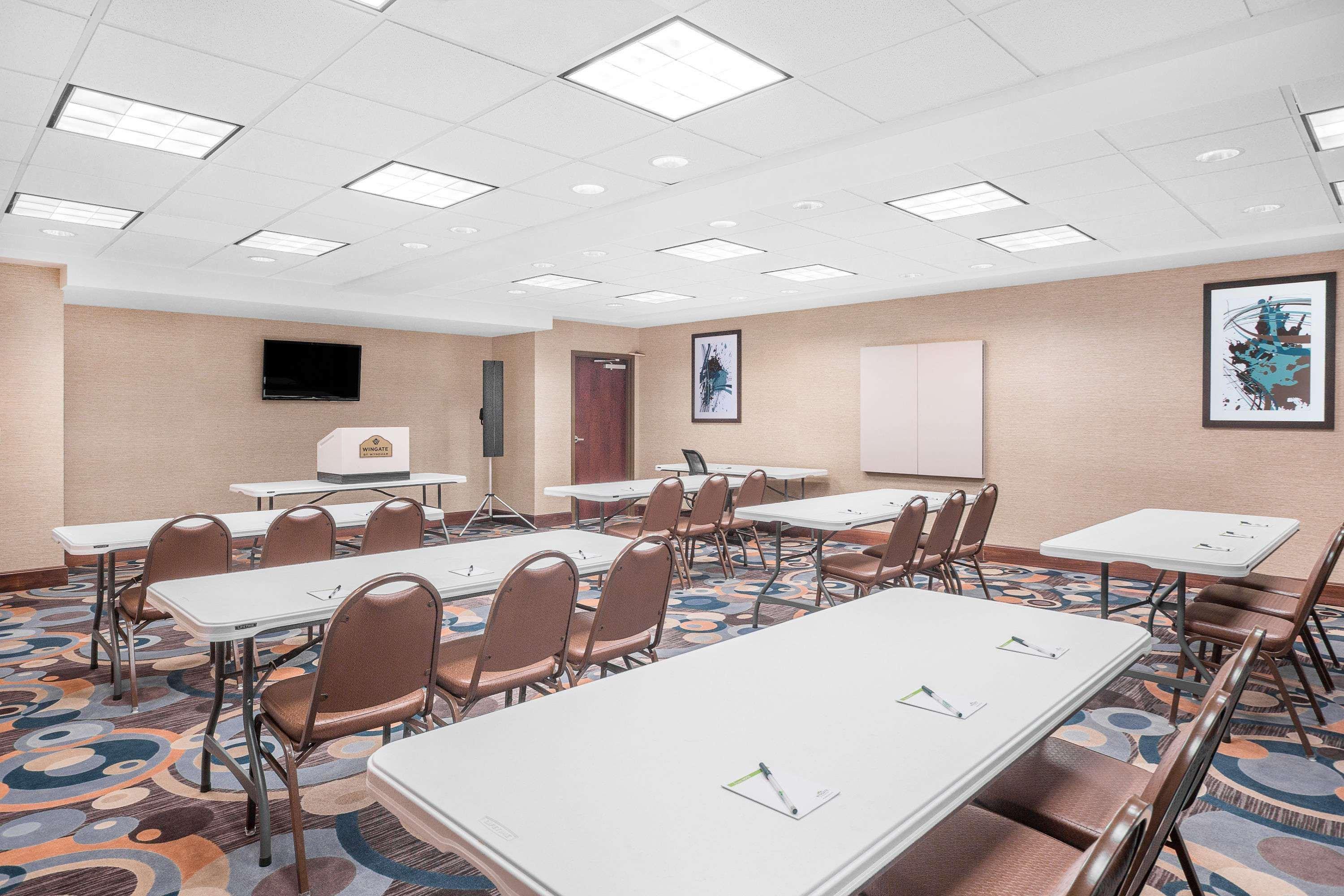 Holiday Inn Express - Gulfport Beach By Ihg Zewnętrze zdjęcie
