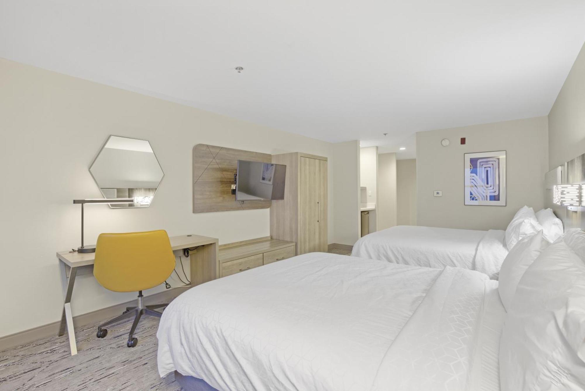 Holiday Inn Express - Gulfport Beach By Ihg Zewnętrze zdjęcie